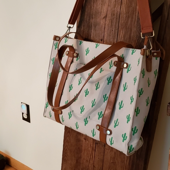 Modcloth Handbags - 🌵 Modcloth Camp Director Tote - cactus 🌵